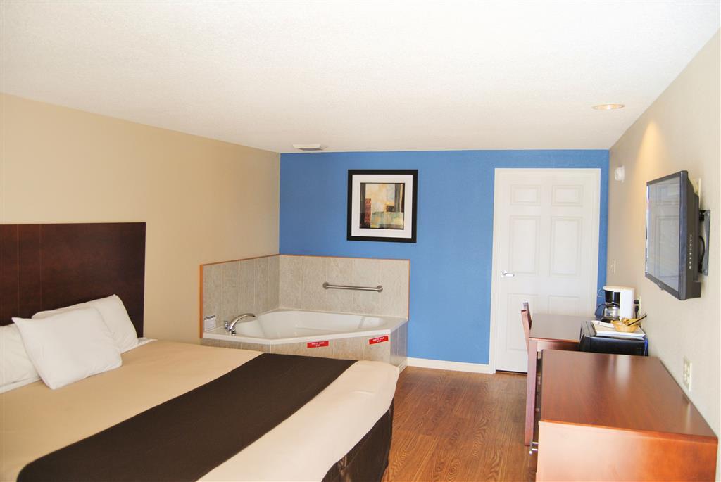 Americas Best Value Inn & Suites St Clairsville Wheeling St. Clairsville Pokoj fotografie